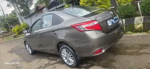 Toyota Yaris 2015