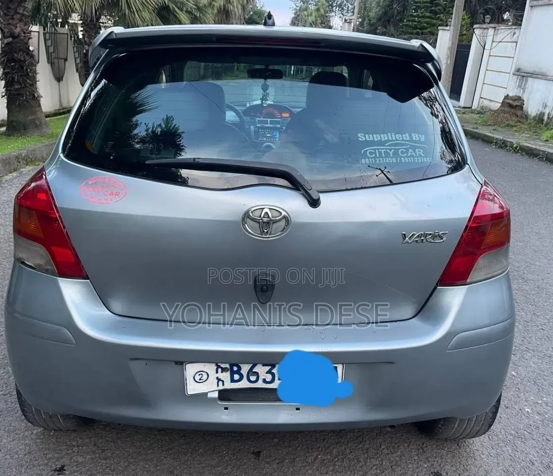 Toyota Yaris 2010