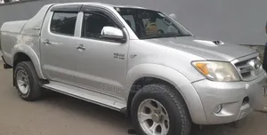 Toyota Hilux 2010