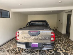 Toyota Hilux 2023