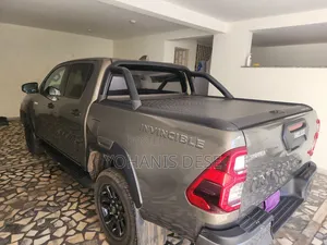Toyota Hilux 2023