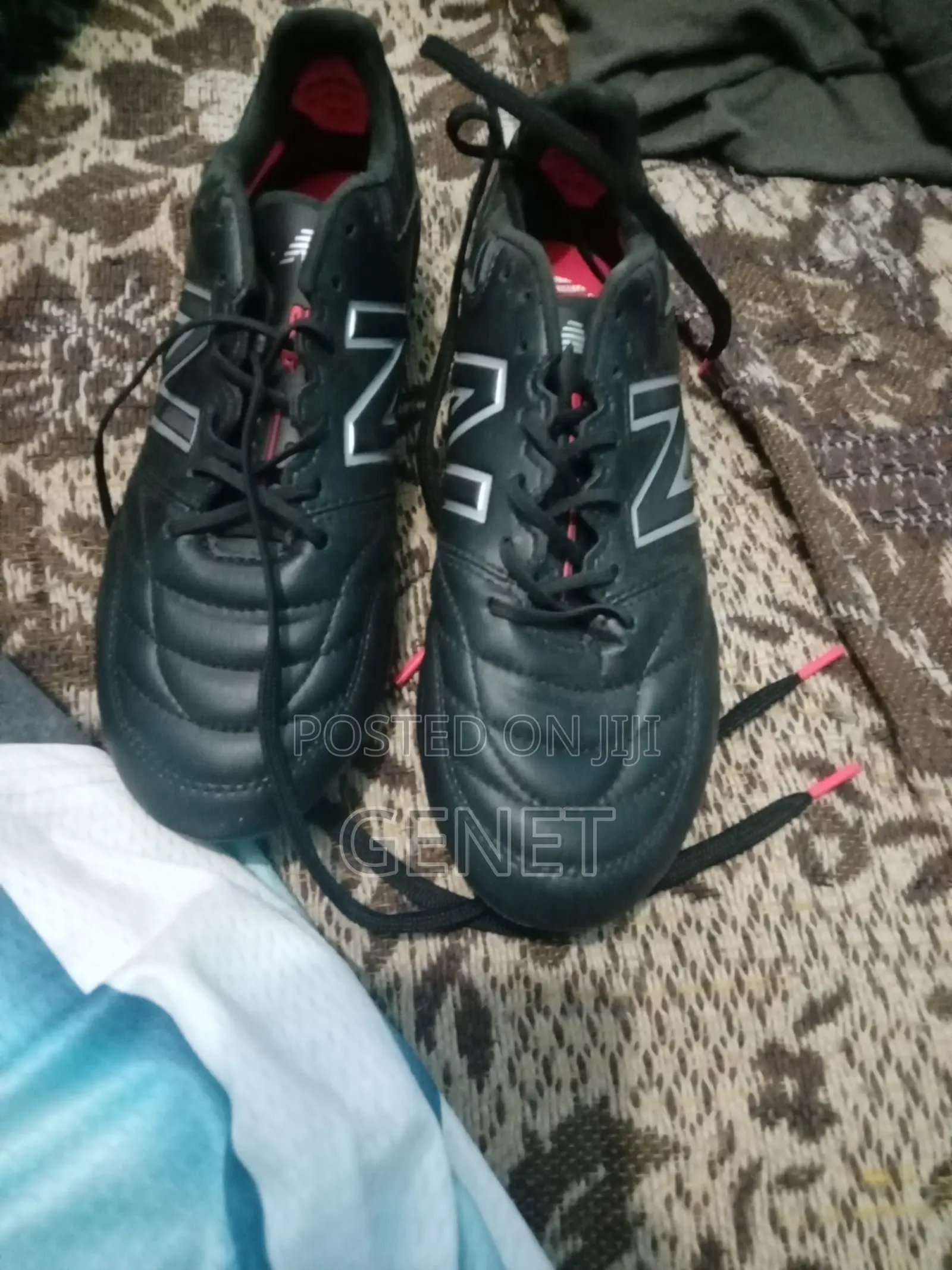 442 New Balance Football Shoes