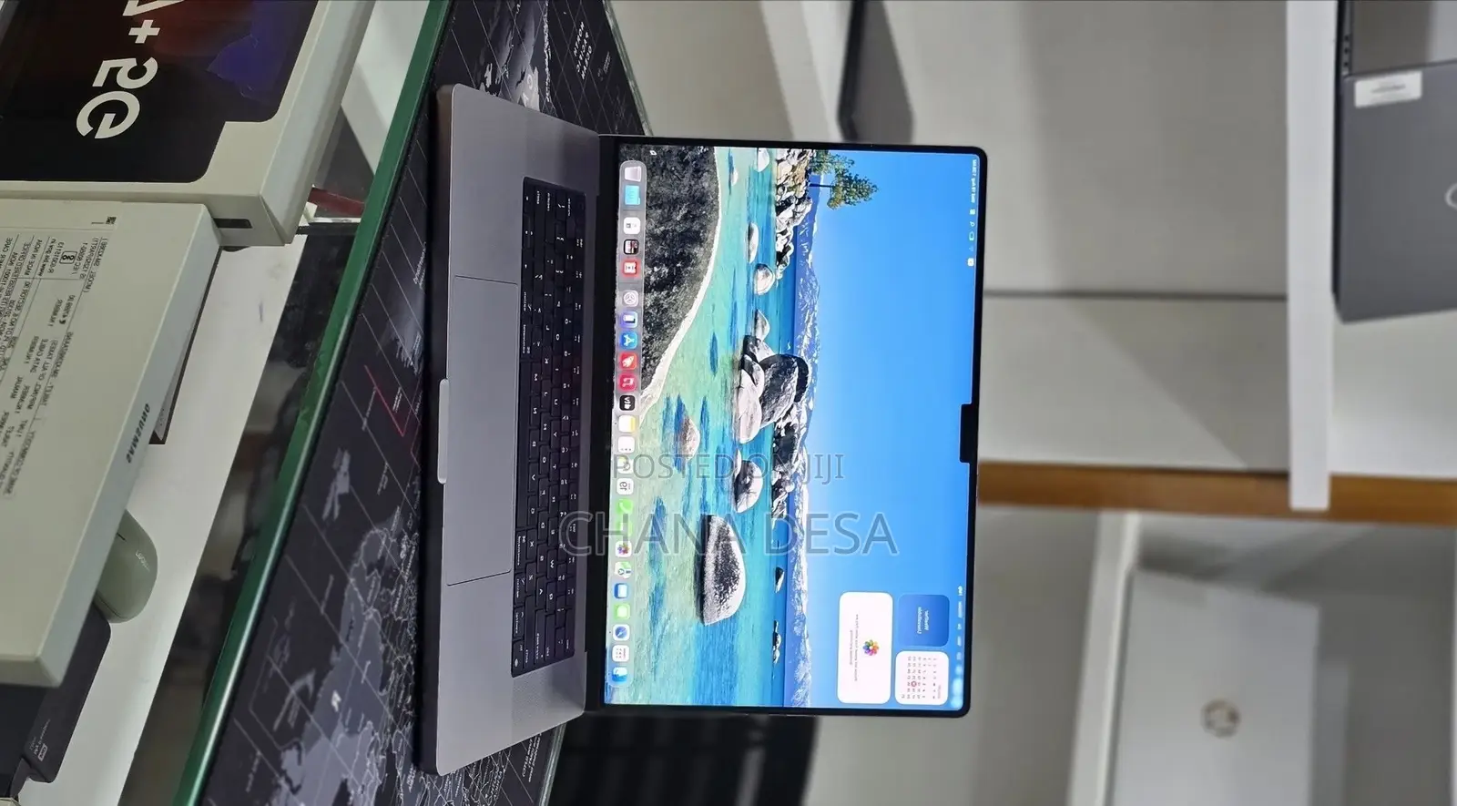 New Laptop Apple MacBook Pro 2023 M2 16GB Apple M2 SSD 512GB
