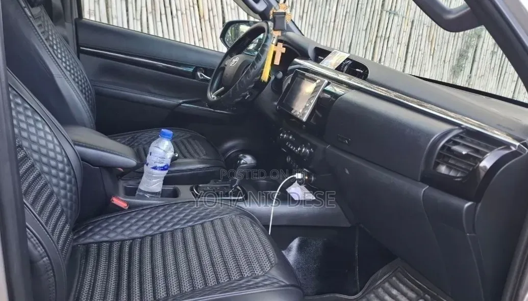 Toyota Hilux 2020