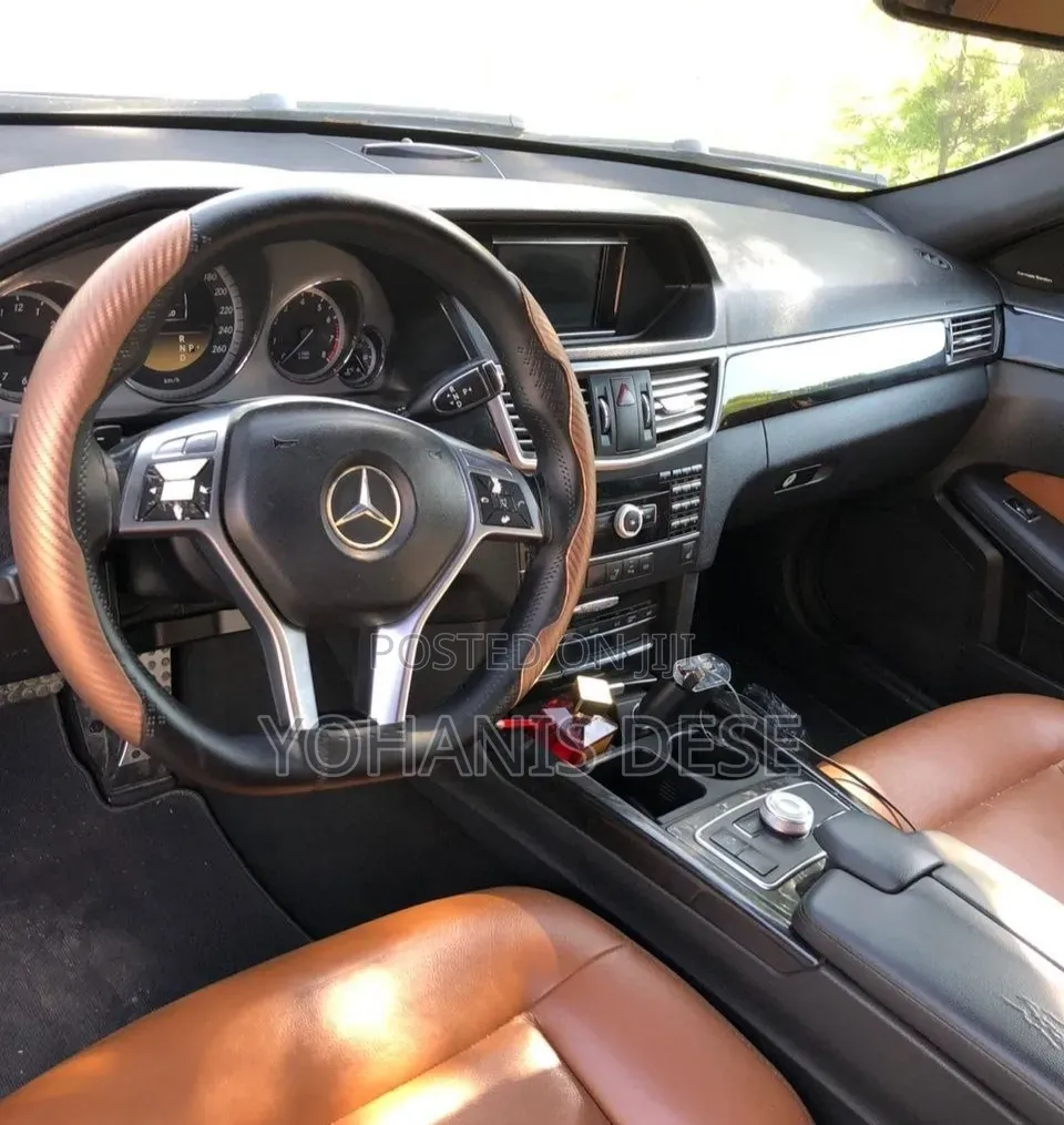 Mercedes-Benz E200 2013