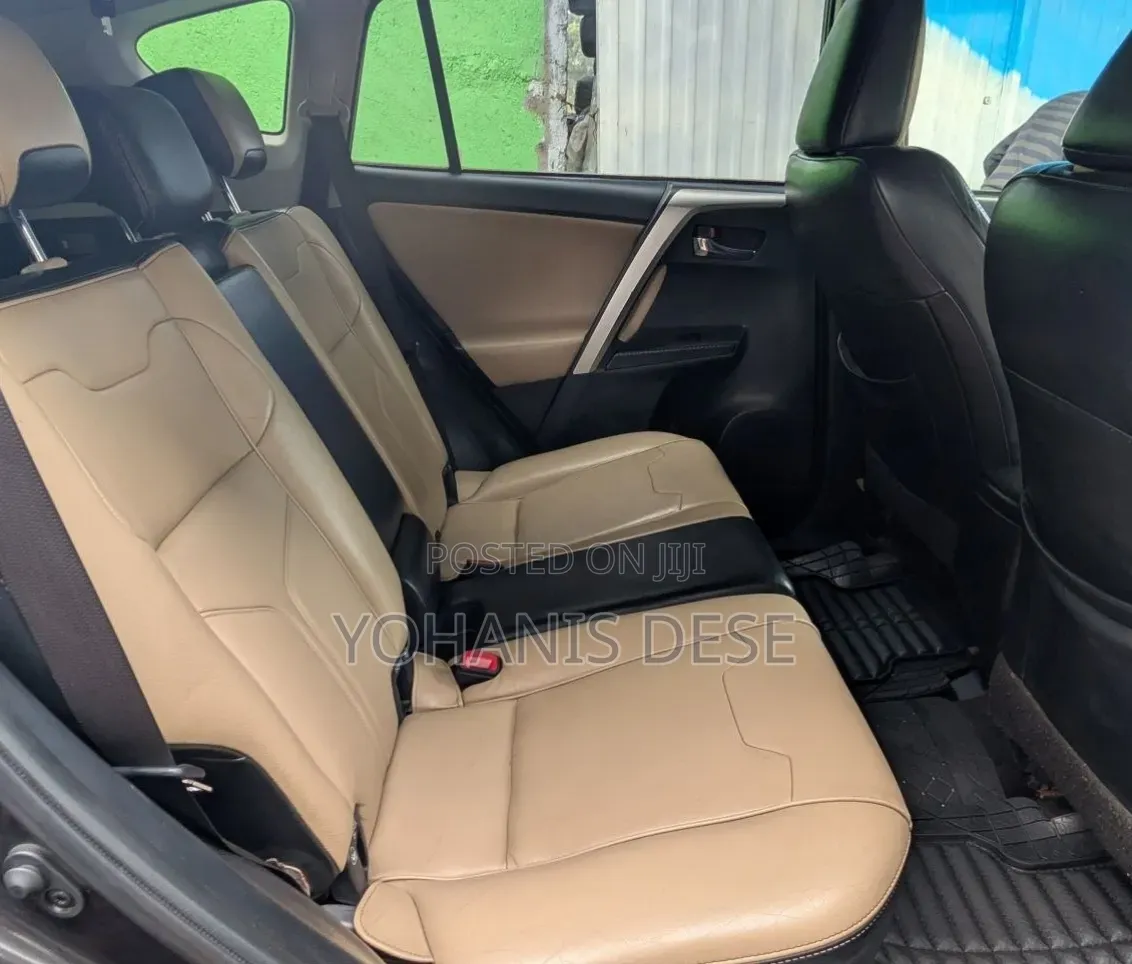 Toyota RAV4 2014