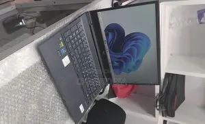New Laptop HP Victus 16 16GB Intel Core i7 SSD 512GB