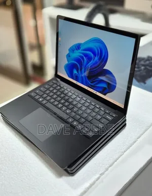 New Laptop Microsoft Surface Laptop 3 16GB Intel Core i7 SSD 512GB