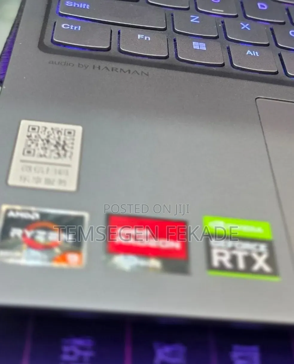 New Laptop Lenovo Legion 9 32GB AMD Ryzen 9 SSD 1T