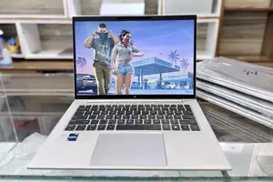 New Laptop HP EliteBook 840 G10 16GB Intel Core i7 SSD 512GB
