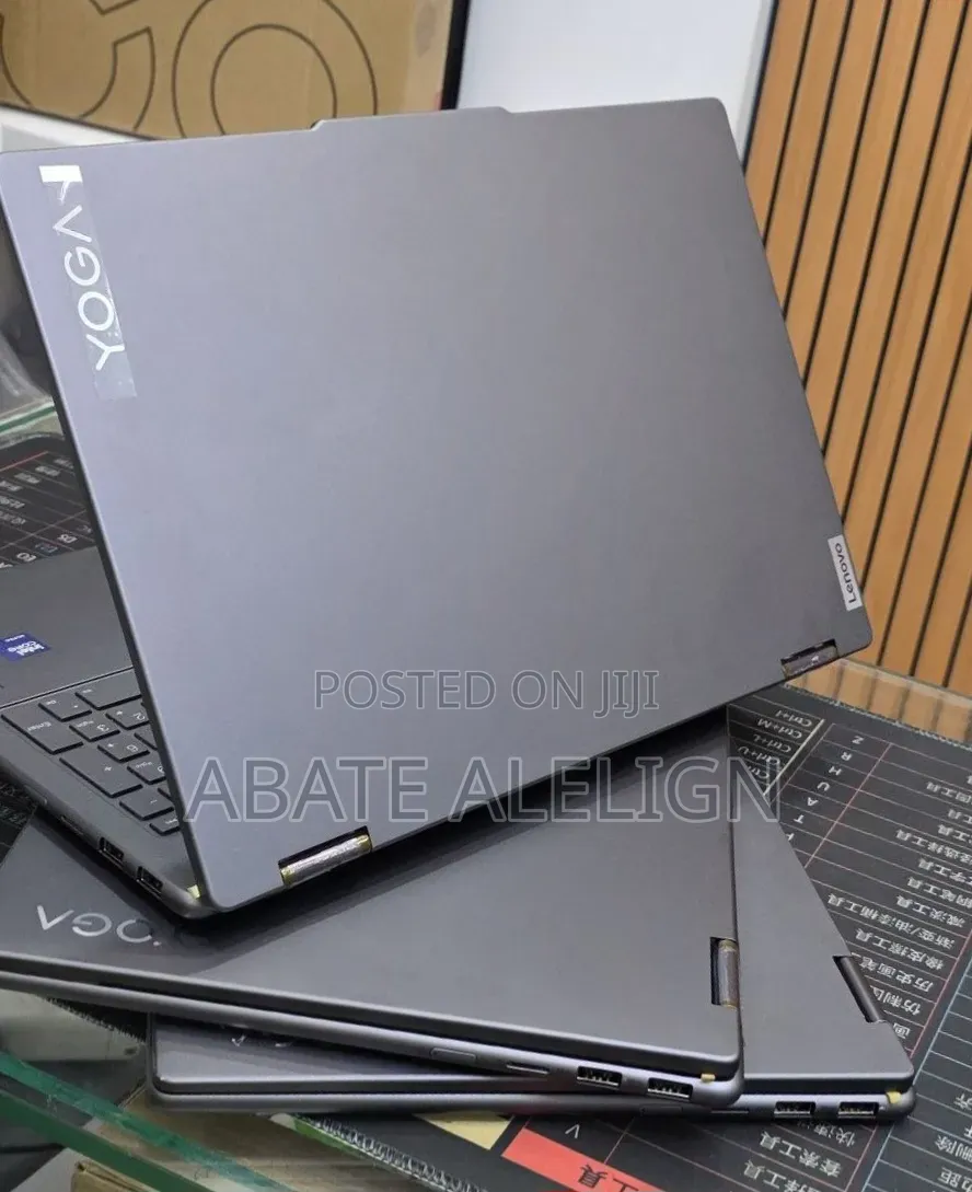 New Laptop Lenovo Yoga 710 16GB Intel Core Ultra 7 SSD 512GB