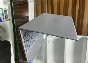 New Laptop HP 16GB Intel Core i5 SSD 1T