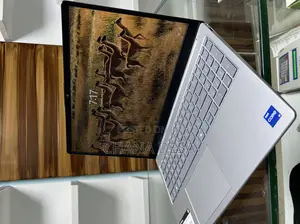 New Laptop HP 16GB Intel Core i5 SSD 1T