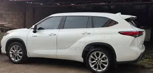 Toyota Highlander 2023