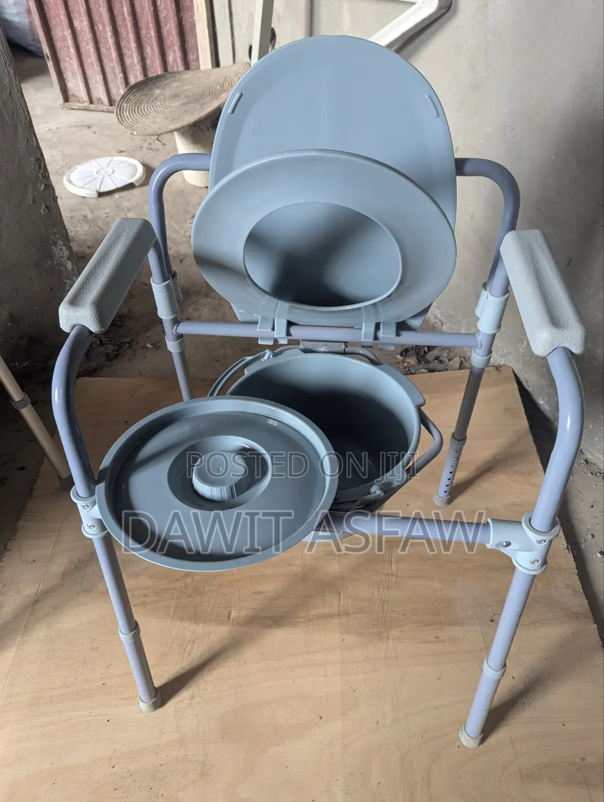Commode Chair , Toilet Chair