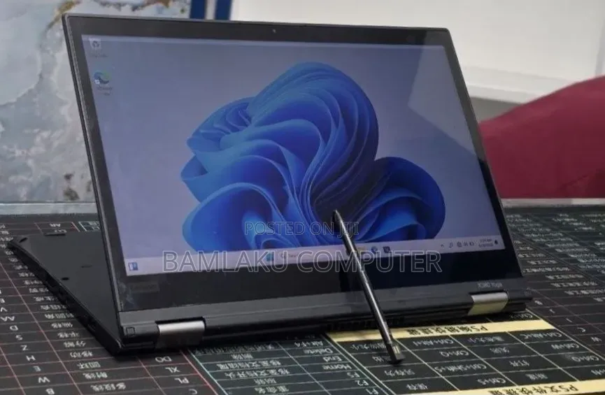 New Laptop Lenovo ThinkPad X380 Yoga 16GB Intel Core i5 SSD 256GB