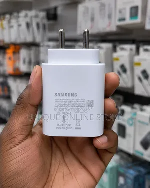 Samsung Charger (Made in Vietnam)