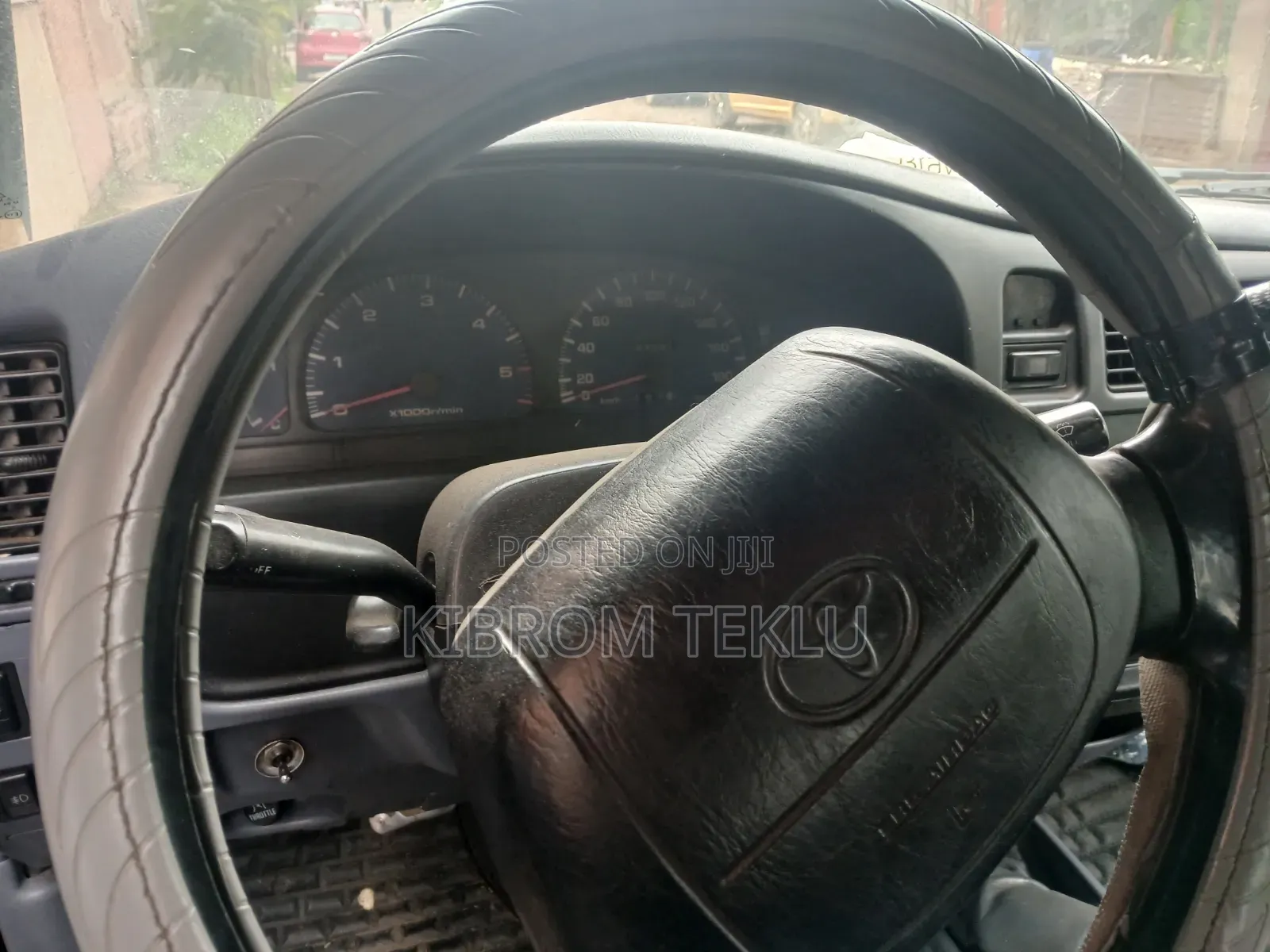 Toyota Hilux 1999 Black