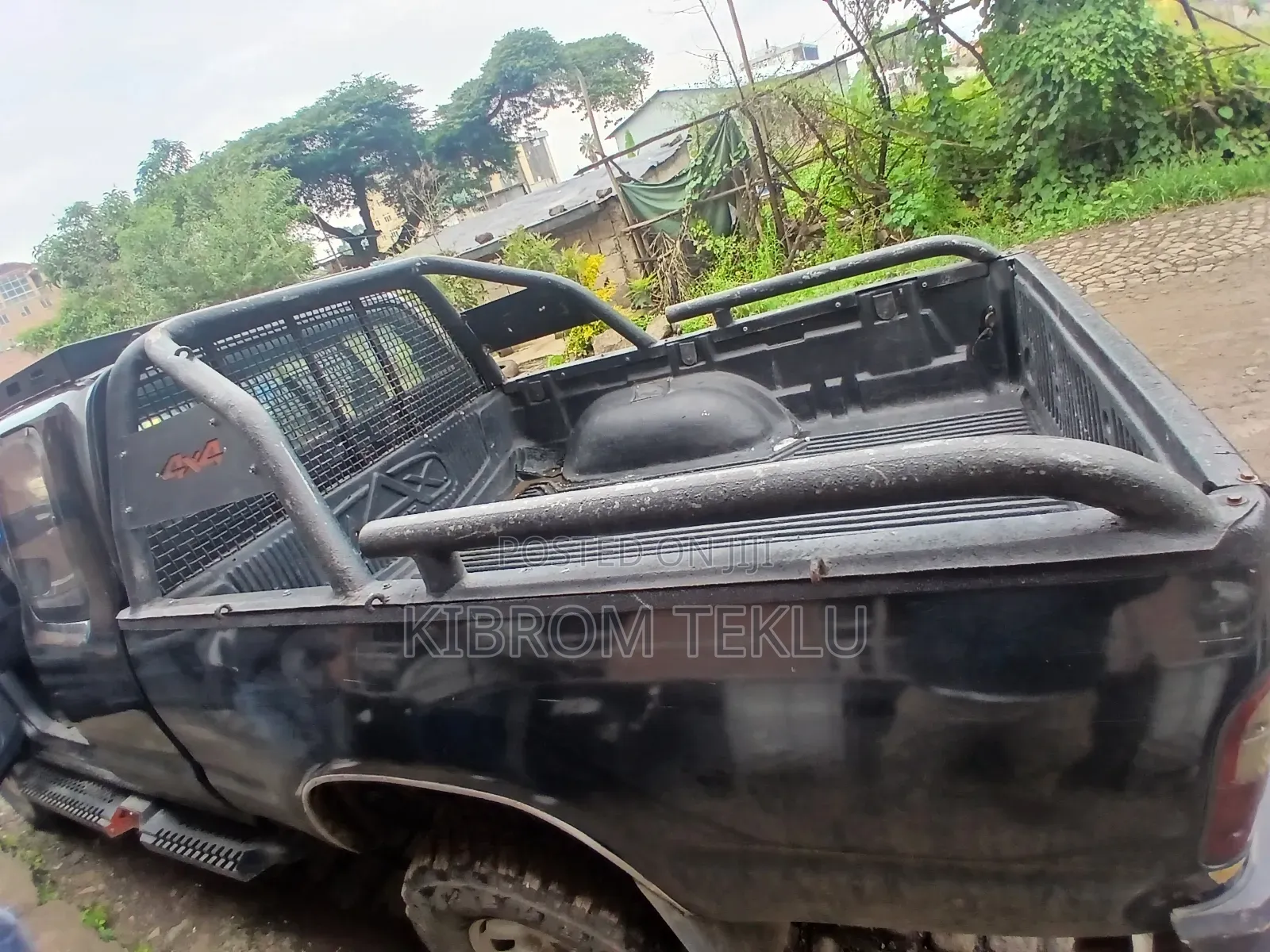 Toyota Hilux 1999 Black