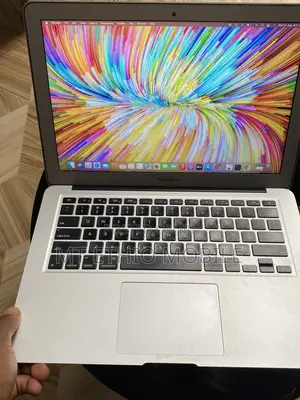 Laptop Apple MacBook Air 2017 8GB Intel Core i5 SSD 256GB