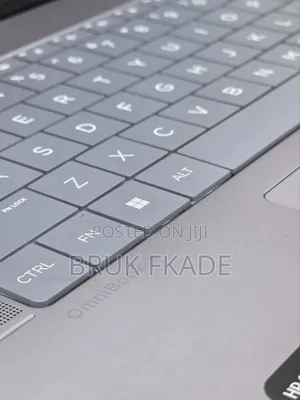 New Laptop HP OmniBook Ultra Flip 16" 8GB AMD Ryzen 5 SSD 512GB