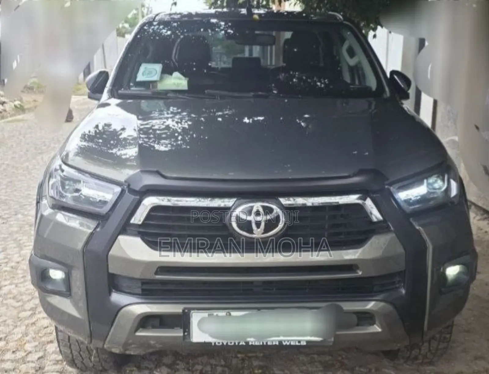 Toyota Hilux 2021 Gray