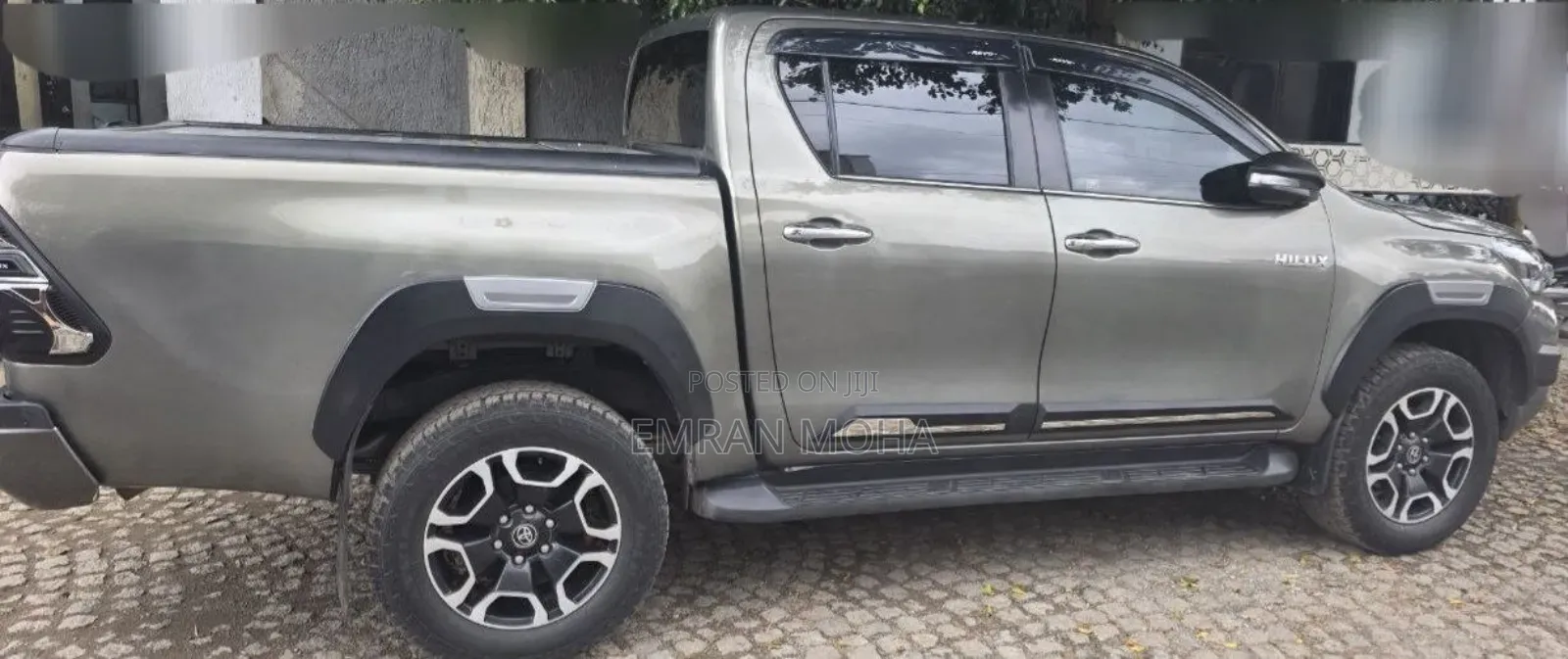 Toyota Hilux 2021 Gray