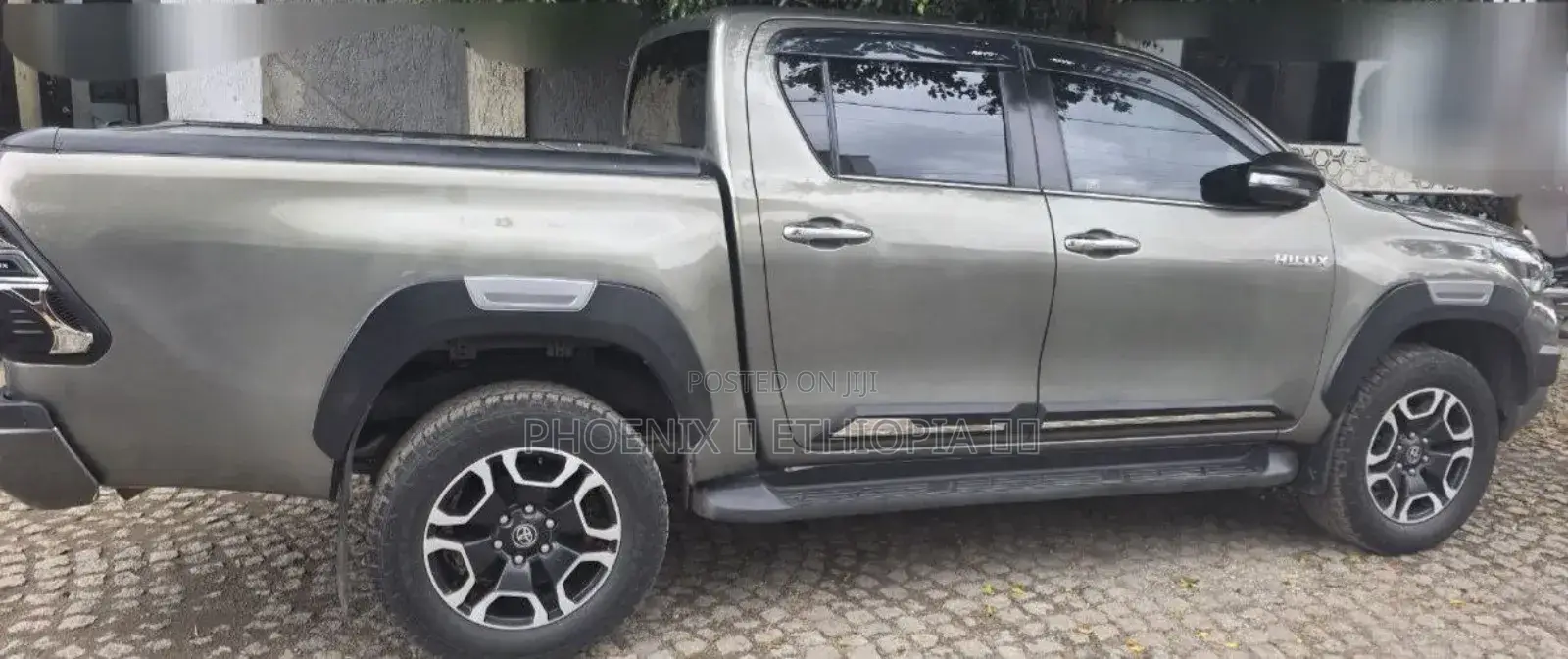 Toyota Hilux 2021 Gray