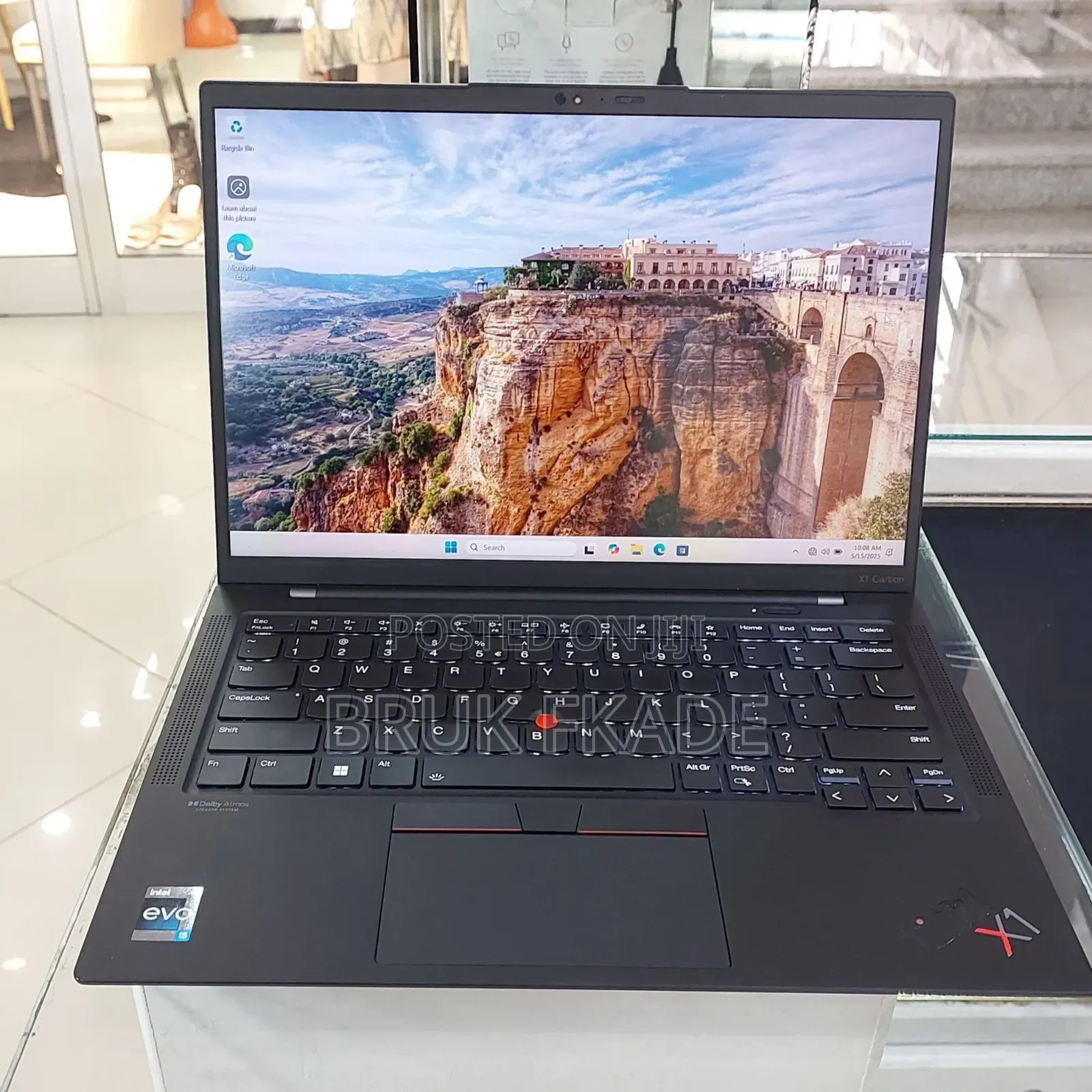 New Laptop Lenovo ThinkPad X1 Carbon 16GB Intel Core i5 SSD 512GB