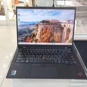 New Laptop Lenovo ThinkPad X1 Carbon 16GB Intel Core i5 SSD 512GB