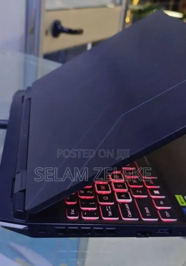 New Laptop Acer 16GB Intel Core i7 SSD 512GB