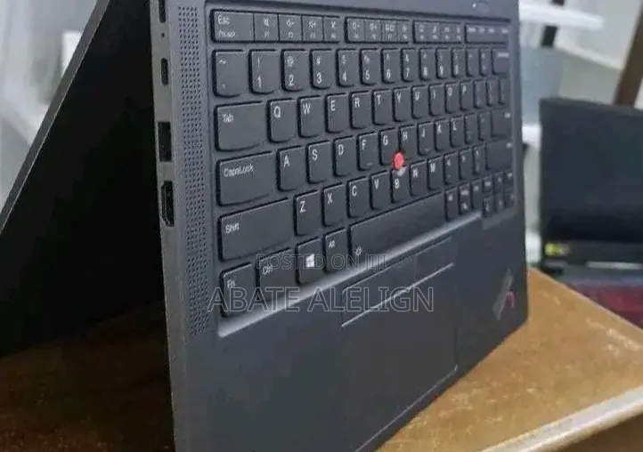 New Laptop Lenovo ThinkPad X390 16GB Intel Core i7 SSD 512GB