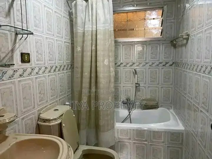 Furnished 2bdrm House in Bole for rent