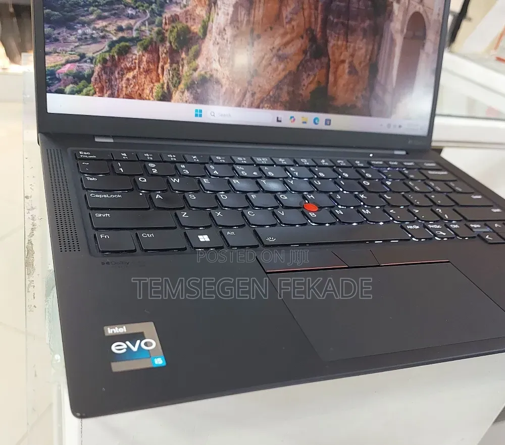 New Laptop Lenovo ThinkPad X1 Carbon 16GB Intel Core i7 SSD 512GB