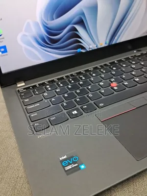 New Laptop Lenovo ThinkPad T14s G4 16GB Intel Core i5 SSD 512GB