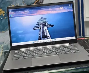 New Laptop Lenovo 8GB Intel Core i5 SSD 512GB