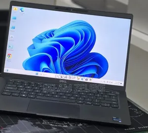 New Laptop Dell 16GB Intel Core i5 SSD 512GB