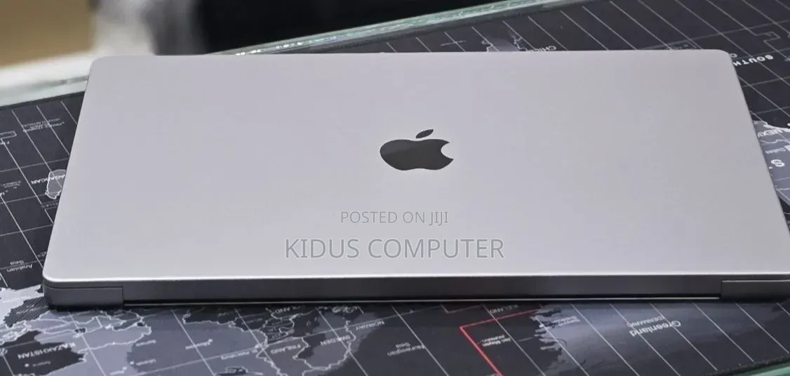 New Laptop Apple MacBook Pro 2023 M2 16GB Apple M2 SSD 512GB