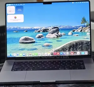 New Laptop Apple MacBook Pro 2023 M2 16GB Apple M2 SSD 512GB