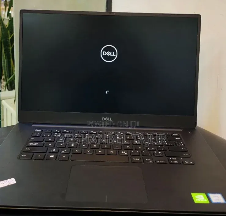 New Laptop Dell Precision 5540 16GB Intel Core i7 SSD 512GB