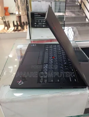 New Laptop Lenovo ThinkPad X1 Carbon 16GB Intel Core i5 SSD 512GB