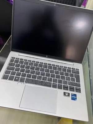 New Laptop HP EliteBook 830 G9 16GB Intel Core i5 SSD 512GB