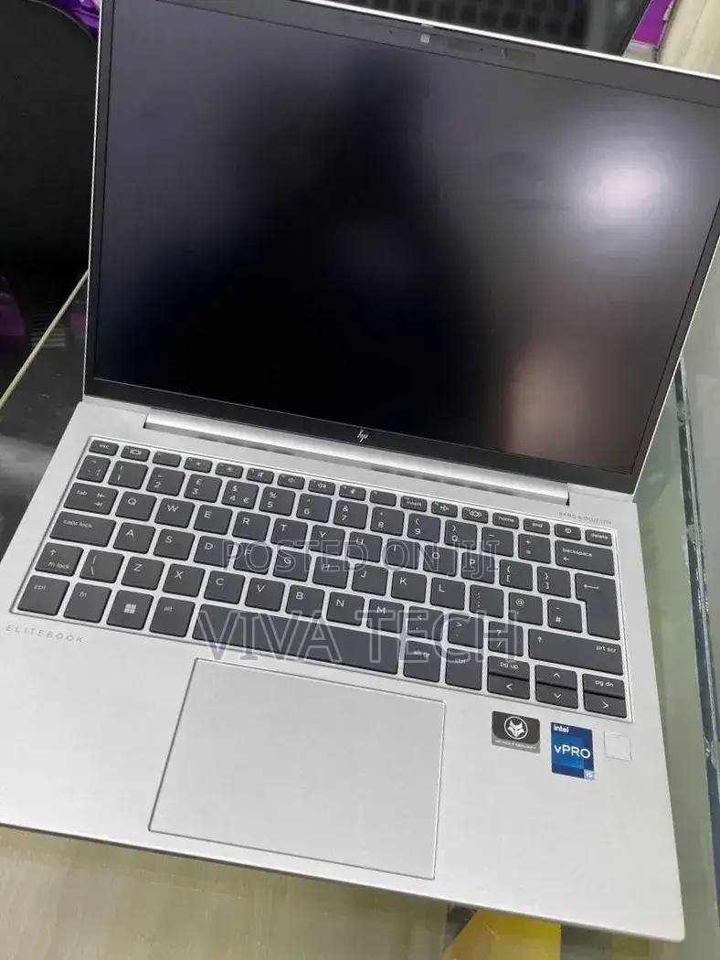 New Laptop HP EliteBook 830 G9 16GB Intel Core i5 SSD 512GB