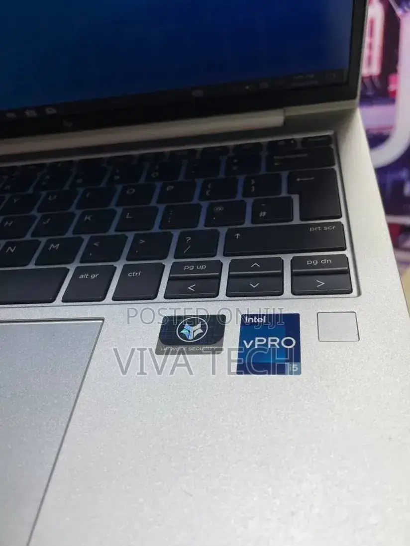 New Laptop HP EliteBook 830 G9 16GB Intel Core i5 SSD 512GB