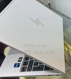New Laptop HP EliteBook 830 G9 16GB Intel Core i5 SSD 512GB