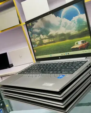 New Laptop HP ZBook Studio 16GB Intel Core i5 SSD 512GB