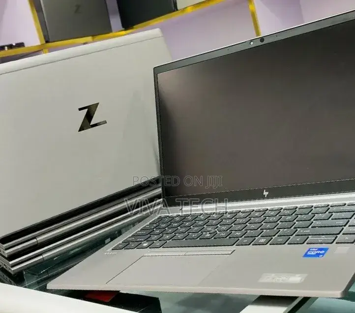 New Laptop HP ZBook Studio 16GB Intel Core i5 SSD 512GB