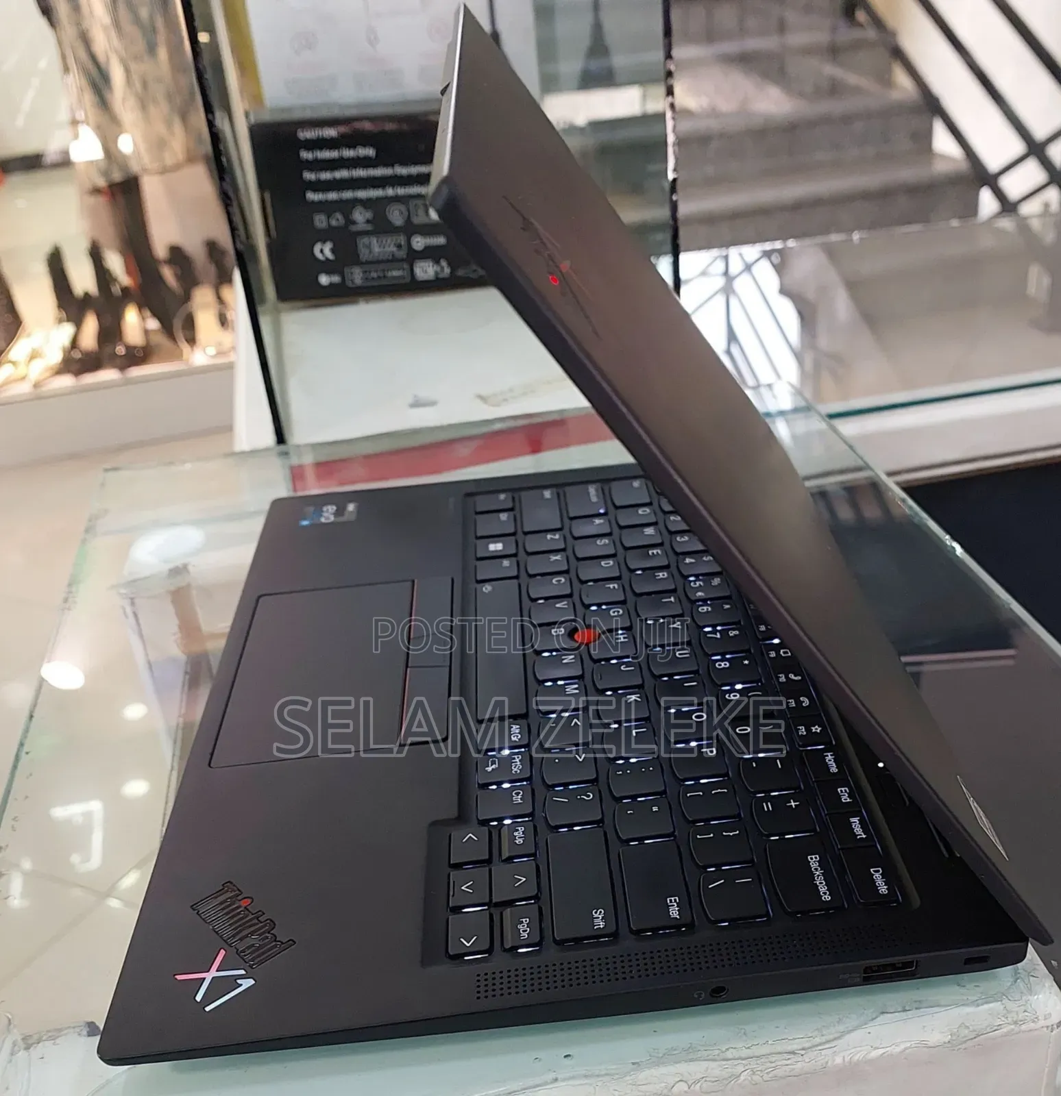 New Laptop Lenovo ThinkPad X1 Carbon 16GB Intel Core i5 SSD 512GB