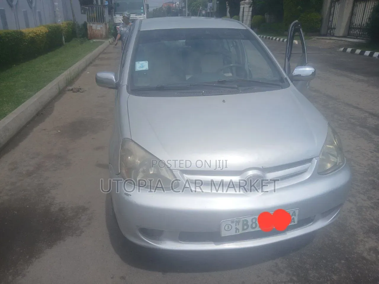 Toyota Platz 2005