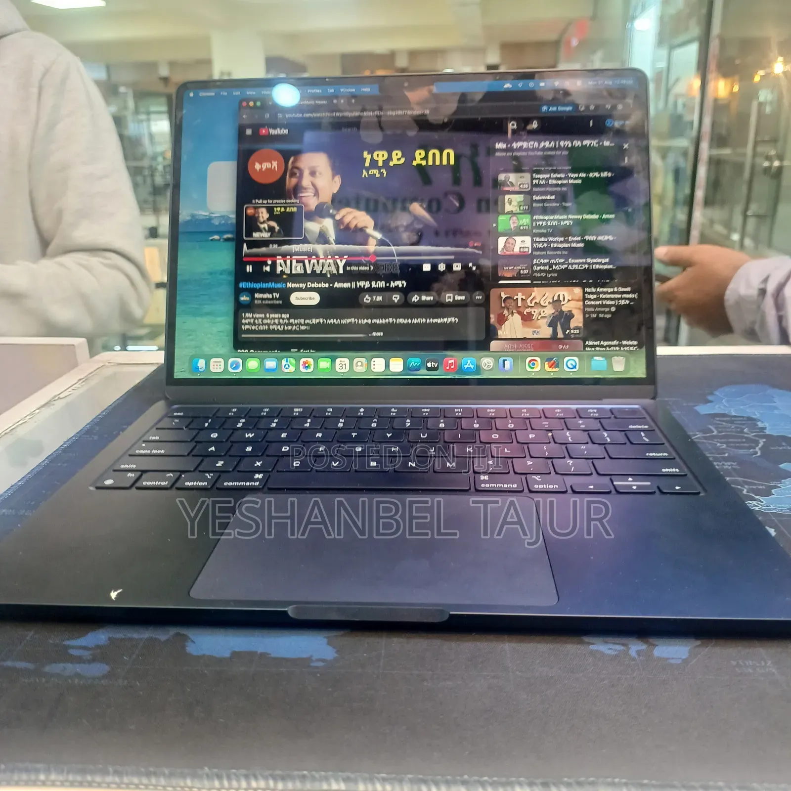 New Laptop Apple MacBook Air 2022 M2 8GB Apple M2 SSD 256GB
